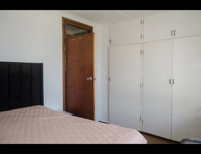 3 BEDROOM TOWNHOUSE FOR SALE IN SCOTTBURGH CENTRAL